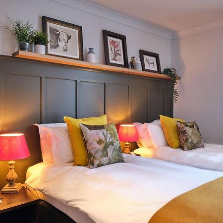 The Bulls Head Hotel Бромли Экстерьер фото