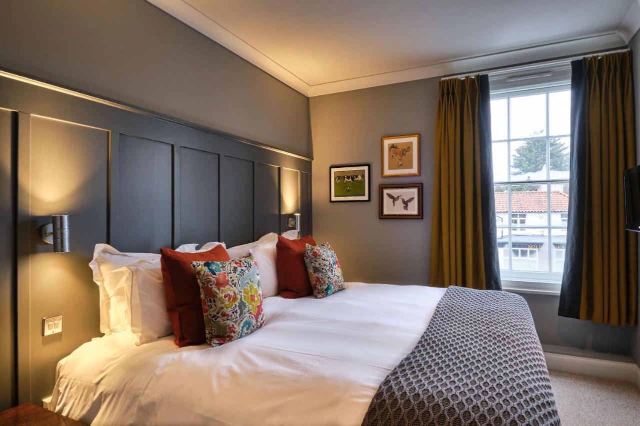 The Bulls Head Hotel Бромли Экстерьер фото