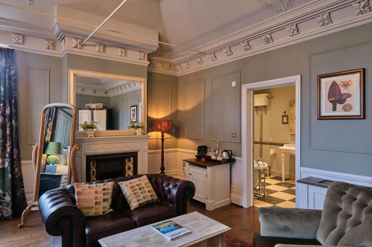 The Bulls Head Hotel Бромли Экстерьер фото